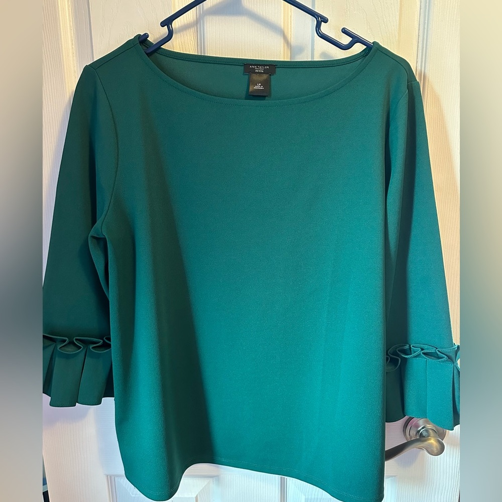 Ann Taylor Factory Women’s Top - Picture 1 of 4
